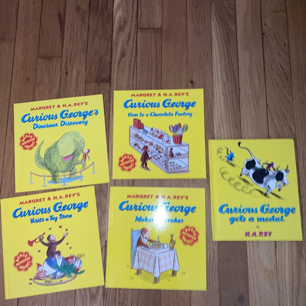 Set of 5 curious George books